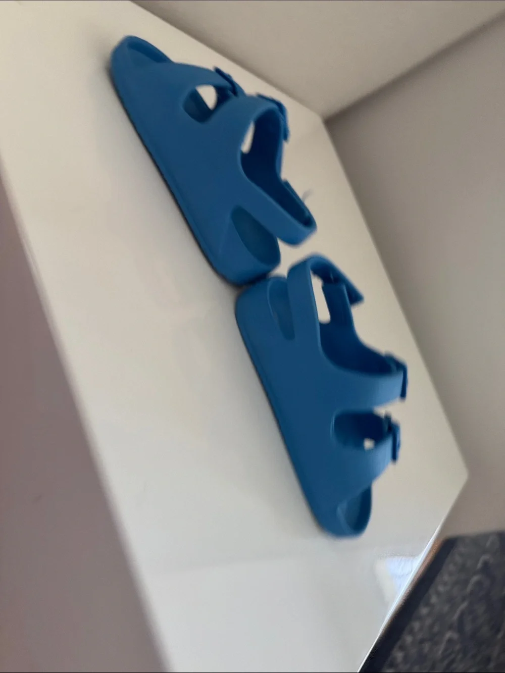 GAP Bright Blue Kids Double-Buckle Sandals Size 7/8